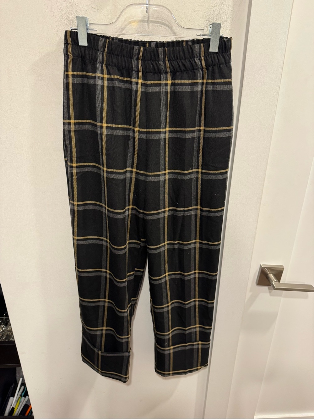 Black Plaid Elastic-Waist Pants